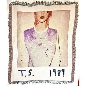 Taylor Swift T.S. 1989 Woven Blanket Tapestry Throw 50x60"
